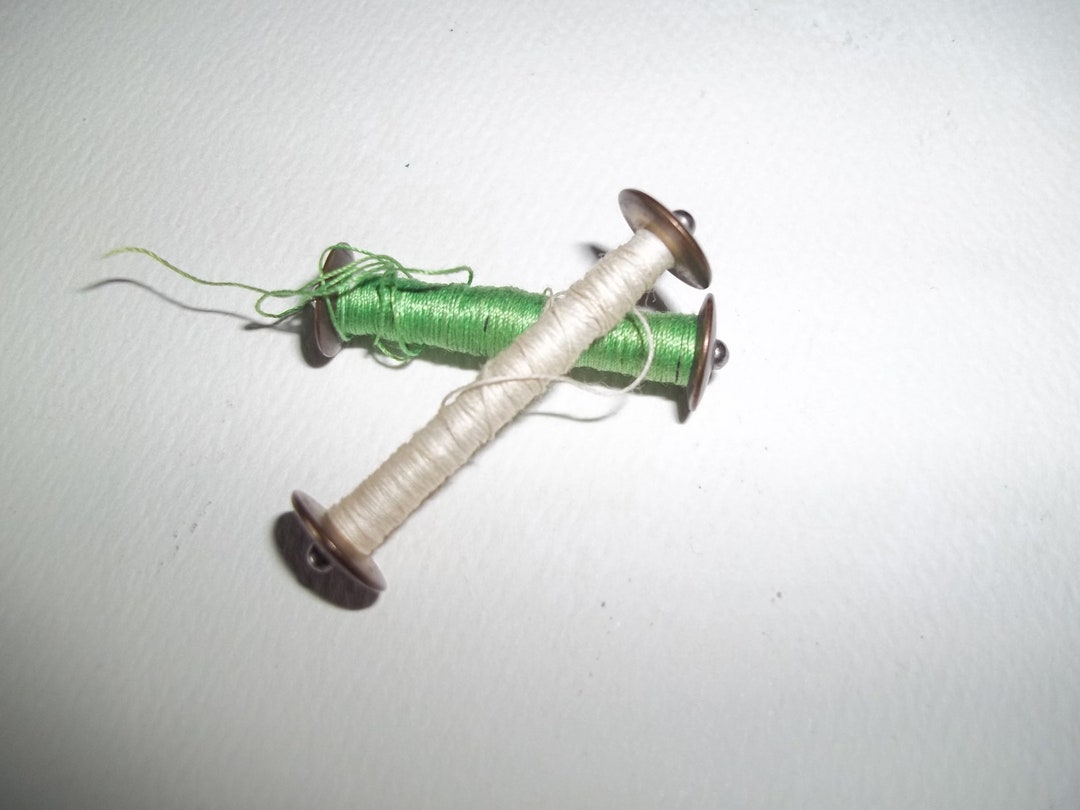 Vintage Metal Bobbins Tiny Sewing Machine Thread Bobbins 1940s Etsy