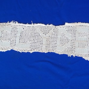 Old Vintage Hand  Made Filet Crochet Words name Clyde Victorian Era as-is piece