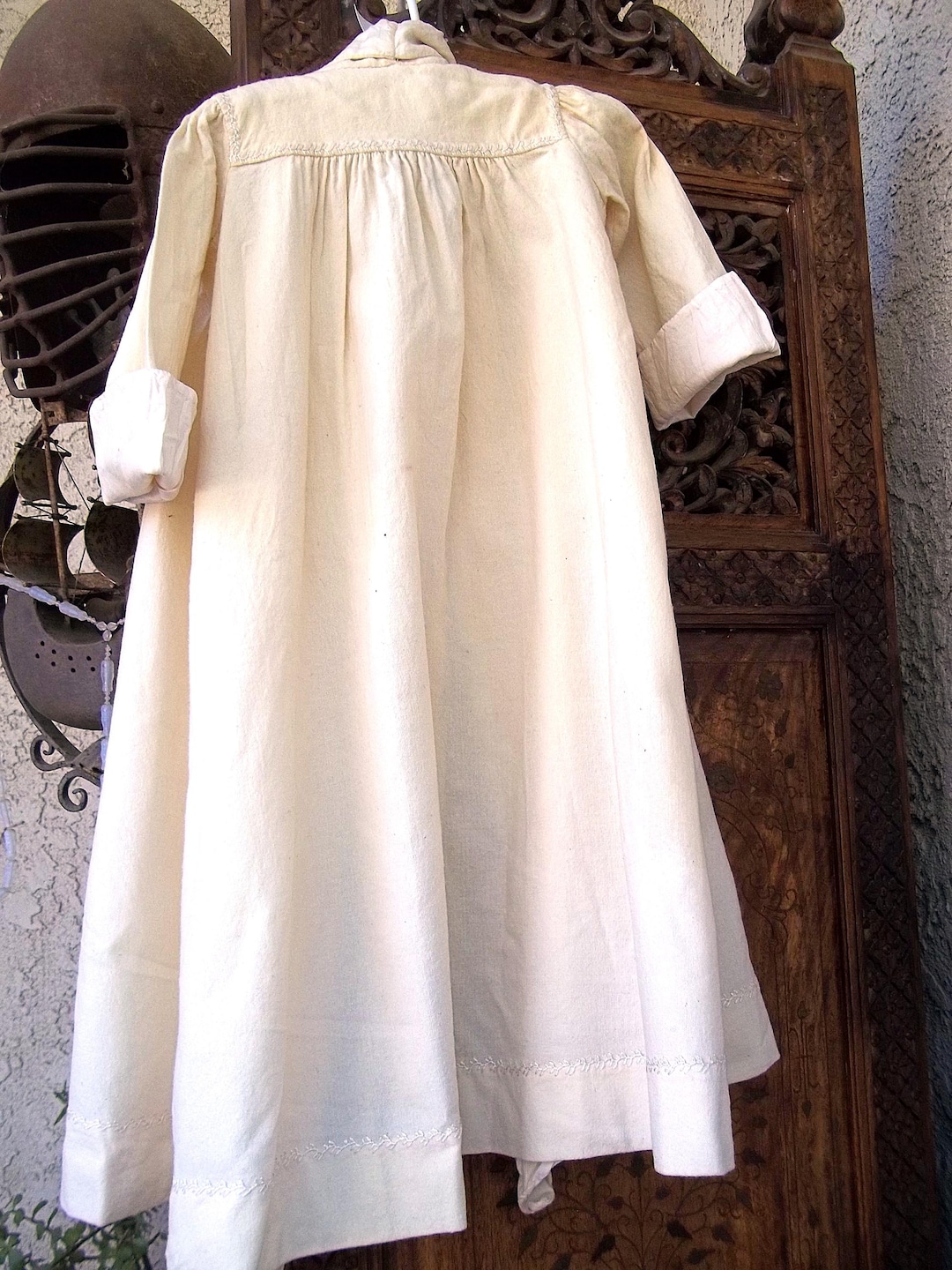 1900's Antique Baby Beige Flannel Coat Embroidery Detail 1 9-12 Months