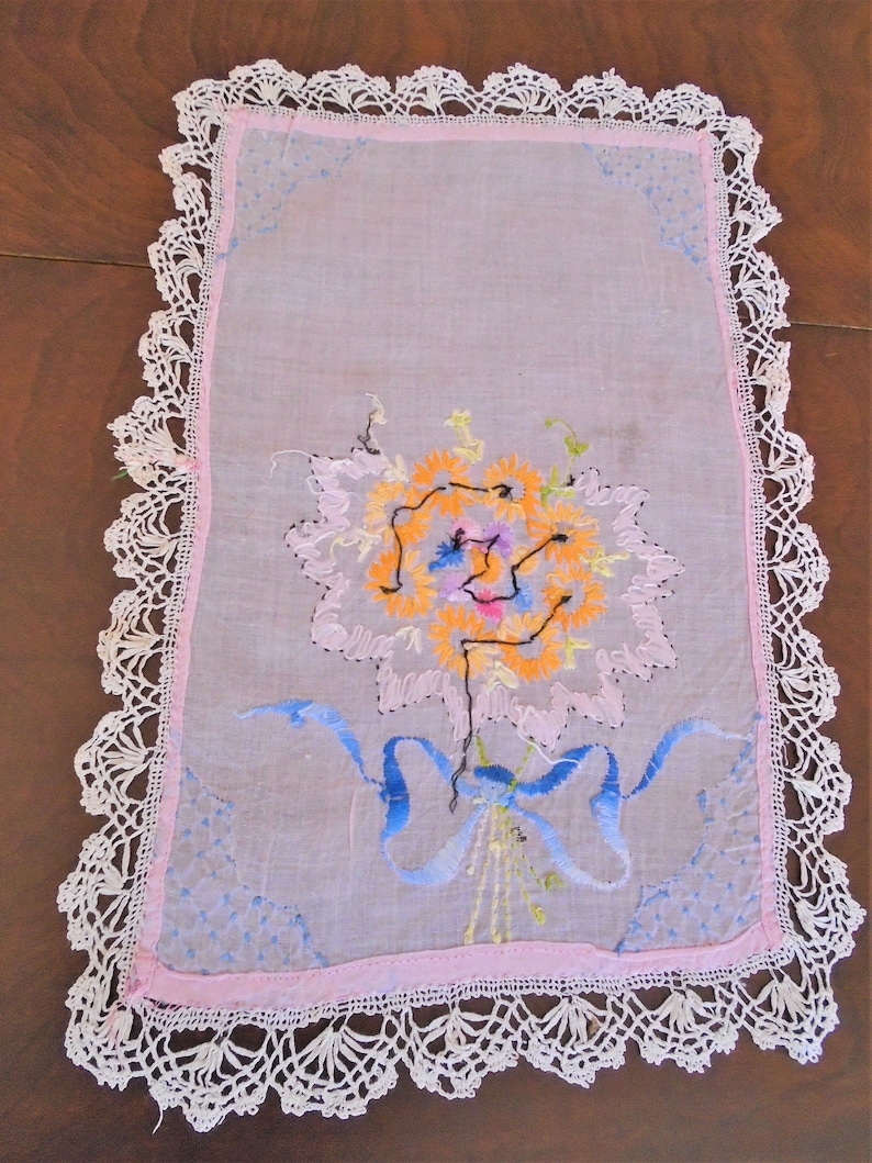 Antique pre 1925 Embroidery Posey Bouquet Doily Table Topper Handmade Pink and Multi color with needle lace trim
