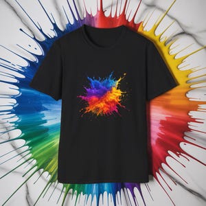 カラーバーストペイントスプラッシュシャツ 鮮やかな抽象アートTシャツ クリエイターやカラー愛好家向け カラフルなアパレル モダンアートTシャツ カラースプラッシュTシャツ