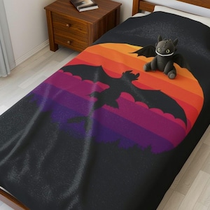 Dragon Sunset Blanket - Retro Dragon Fleece Throw - Fantasy Bedding Gift - Cool Gamer Blanket - Dragon Decor - Cozy Bed Cover for Fans