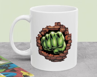 Taza "Puño Verde Destrozando la Pared": Regalo para fans de los cómics