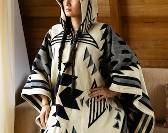 Poncho à capuche en alpaga noir ivoire - Châle géométrique du sud-ouest des Andes, cape unisexe pour homme et femme, couche chaude d'hiver et d'automne