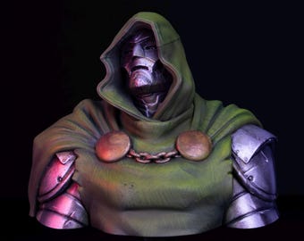 Doctor Doom-buste, handgeschilderd harsstandbeeld, komische schurk fanart-sculptuur