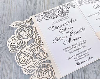 Invito di nozze con rose in formato SVG, modello a tre ante tagliato al laser (download digitale)