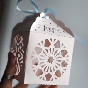 Schneeflocke Geschenkbox Vorlage digitale Cricut Datei, Laser geschnitten Cameo Papierschnitt Dateien (svg dxf ai cdr pdf)