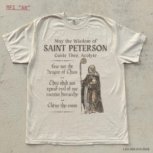 Koszula Saint Jordan Peterson Medieval Parody | Kolory kości słoniowej zapewniające komfort, posprzątaj swój pokój