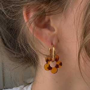 Tortoise Shell Animal Printed Flower Shaped Hoop Earrings