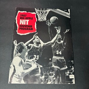 Baskethistoria 1987 Big Apple NIT-programmet Basketbollssamlarobjekt IA STATE