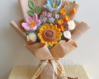 Gehäkelte Sonnenblume: Handgemachtes Blumenarrangement