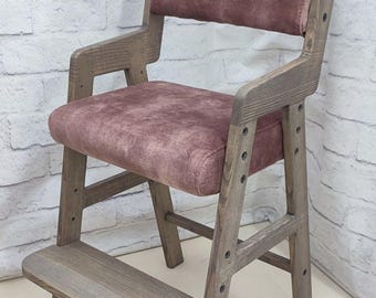 Adjustable Wooden High Chair with Soft Seat - Sustainable Design