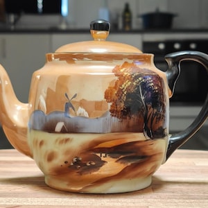 Stunning 3 piece lustreware tea set