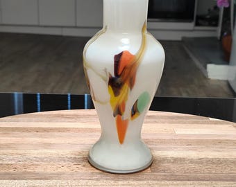 Vintage Swirl Art Glass Vase – Ruffled Rim Hand-Blown Style Mid-Century Decor
