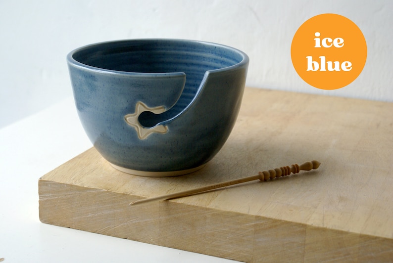 Pottery yarn bowl with little star hook, small yarn bowl for knitting customised in your choice of colour Ice blue