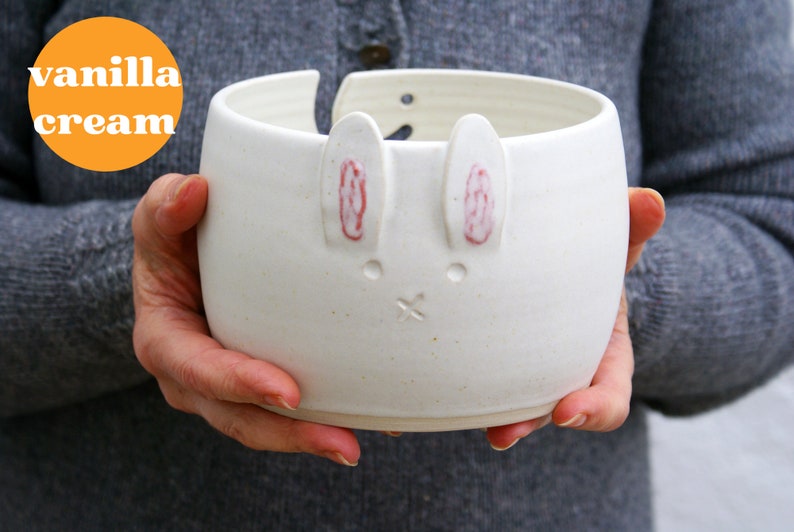 Handmade rabbit ceramic yarn bowl gift for knitters customised in your choice of colour Vanilla Cream