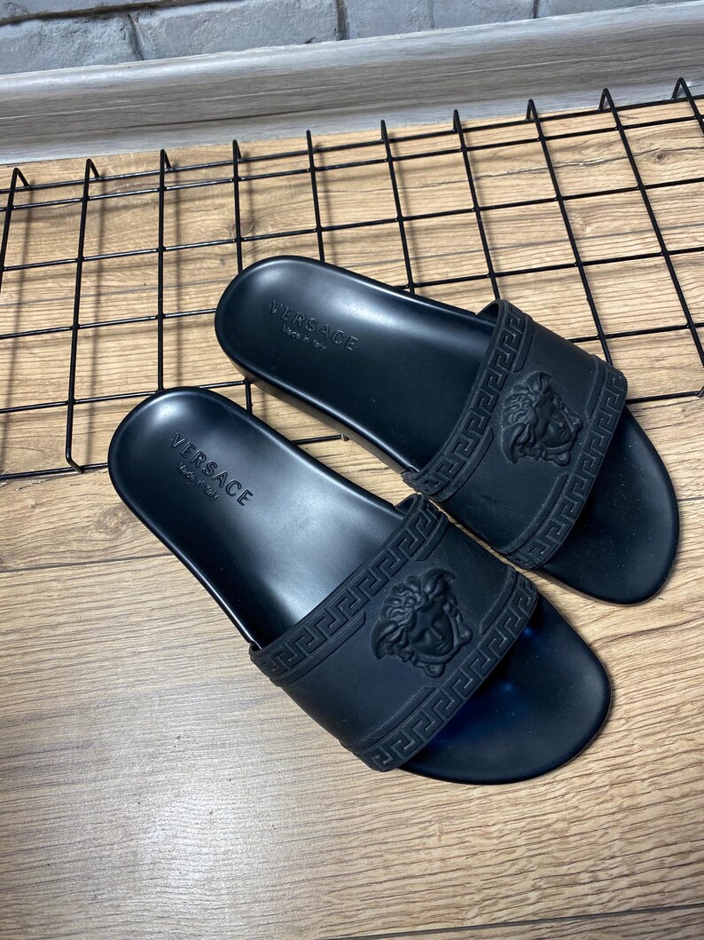 Versace Palazzo Medusa Head Rubber Pool Slides Black Men's Size EU 44 / 45 image 2