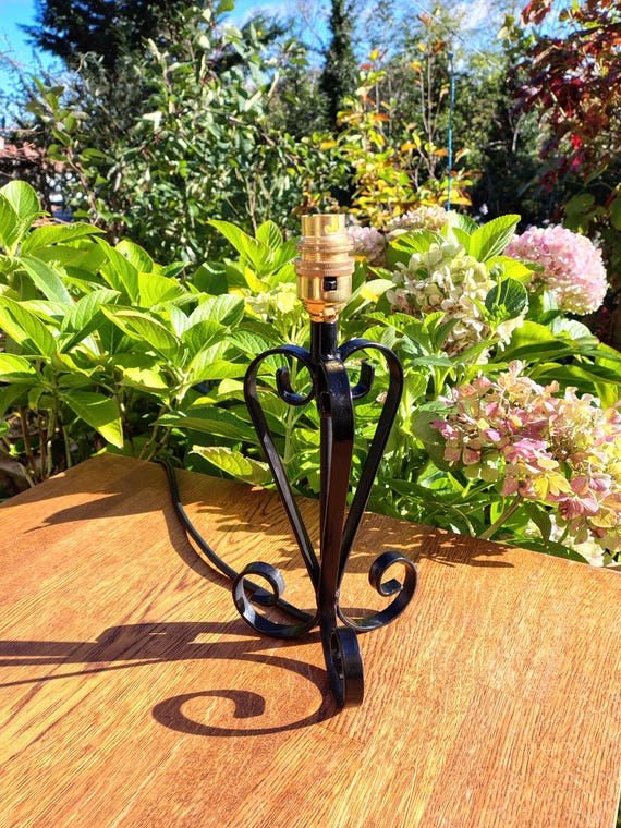Decorative Vintage Handmade Wrought Iron Table Lamp With Scroll Work