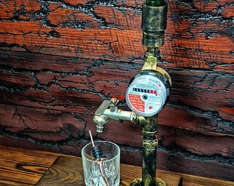 Dispensador de alcohol Steampunk para bar, máquina para verter whisky estilo LOFT, decoración única para restaurante, regalo original con alcohol