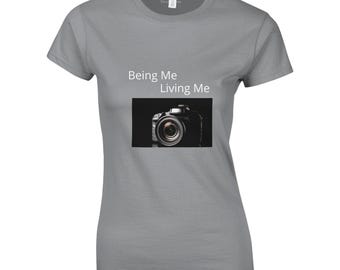 Fotografía-2-Camiseta clásica de cuello redondo para mujer / Gildan® 64000L