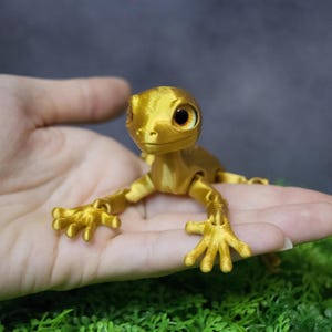 Articulated little Lizard. Flexy gecko. 3D Printed Lizard.