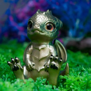 Dragon Figurine with Glass Eyes, Perfect Gift for Dragon Lovers. Gold+Green Metallic paints.