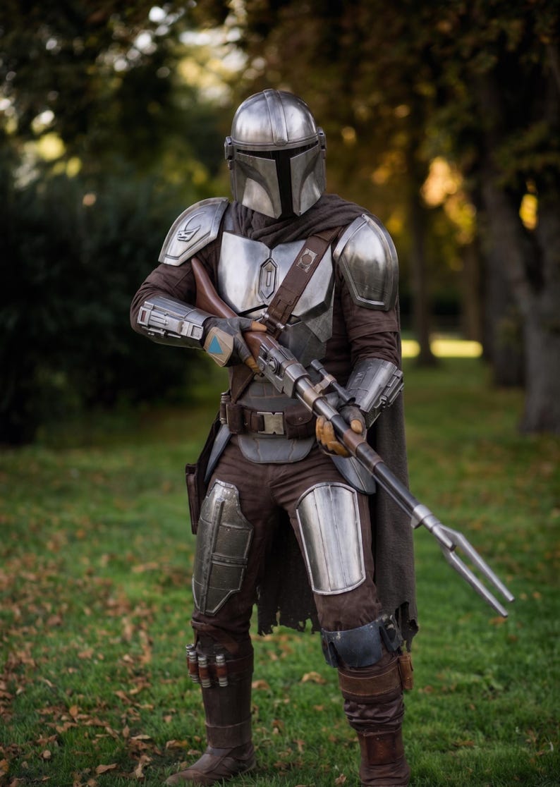 din djarin costume, mandalorian cosplay, beskar armor costume, star wars mandalorian, bounty hunter cosplay, full body armor, sci fi costume, halloween cosplay outfit, mando armor suit, mandalorian outfit, cosplay armor set, star wars cosplay, premium mandalorian costume
