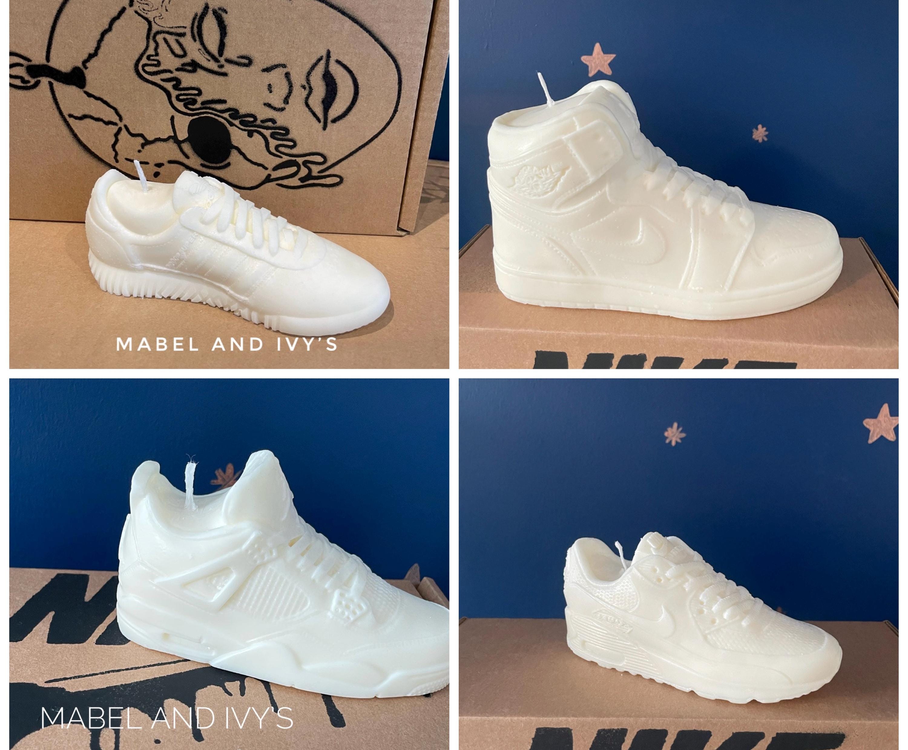 JORDAN ホワイト スリッパ Jordan 1 slippers - Etsy 日本