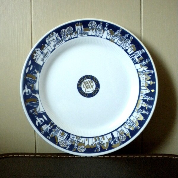 Figgjo Flint Bergen Norway 900 Year Anniversary Collectible Souvenir Plate
