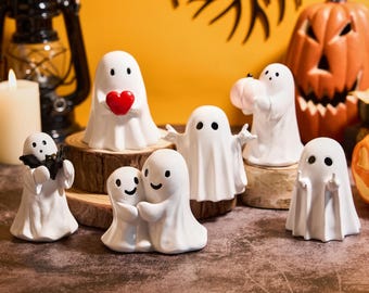 Cute Ghost with Bat,Resin Ghost Figurines Set,Halloween Ghost decor,Halloween Decor Gift,Halloween Ghost Gifts,Pumpkin Ghost Ornament