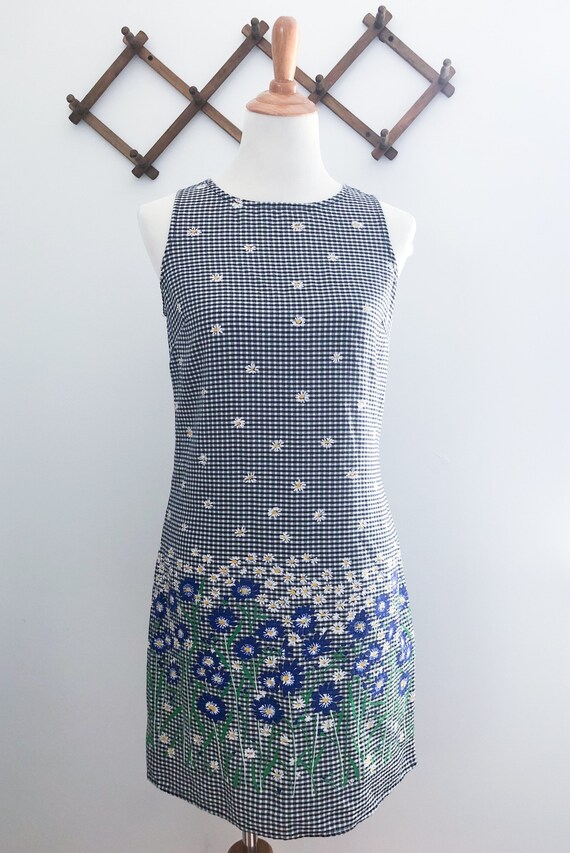 Vintage 90s Daisy Gingham Sleeveless Shift Dress … - image 2