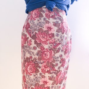 Vintage 90s Laura Ashley Pink Rose Corduroy Mini Skirt 2/4 image 2