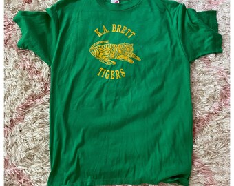 Vintage 90s K.A. Brett Tigers Green Graphic Tee Medium