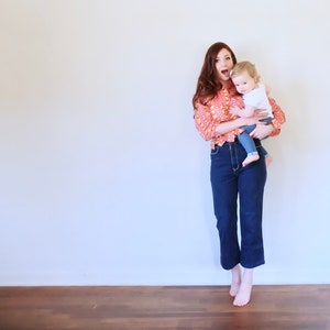 high waist Sasson jeans . dark blue denim . cropped bell bottoms . wide leg pant .medium .sale image 6