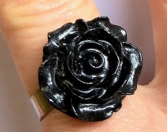 Black rose ring