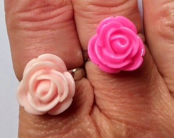 Pink roses, set of two adjustable rings