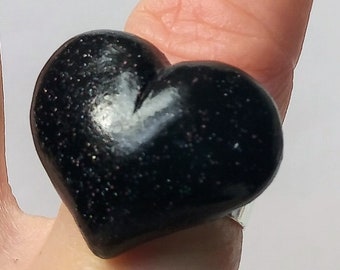 Black glitter heart ring