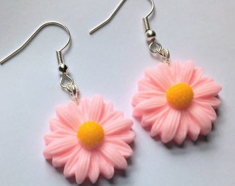 Pink daisies earrings