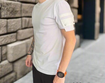 Camiseta de hombre con mangas asimétricas: blusa urbana de algodón blanca