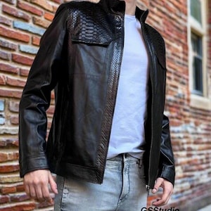 Echte Lammfell-Lederjacke für Herren mit echten Schlangenhaut-Einsätzen / Designer Schwarzer Reißverschlussmantel | Luxus Streetwear Oberbekleidung