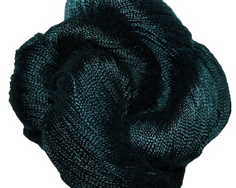 Bleu sarcelle foncé - Dryad 100 % tencel teint à la main 5/2 laine 545 mètres