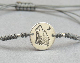 Wolf-maanarmband. Artisan sterlingzilveren sterren, bergarmband. exclusief karakter, handgemaakt metaalsmeedwerk