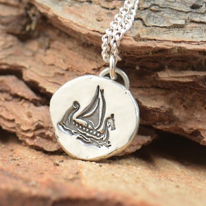 Sterling silver viking Drakkar ship pendant.Artisan handmade.Celtic ring.Ancient jewelry.Viking boat