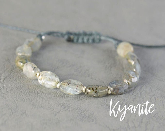 Kyanite Bracelet, Natural Kyanite Bracelet, Blue Kyanite Bracelet, Kyanite Beads Bracelet, Blue Beaded Bracelet