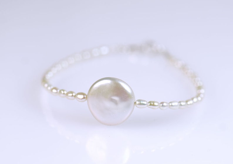 Tiny white pearls and Keishi pearl bracelet Rice shape