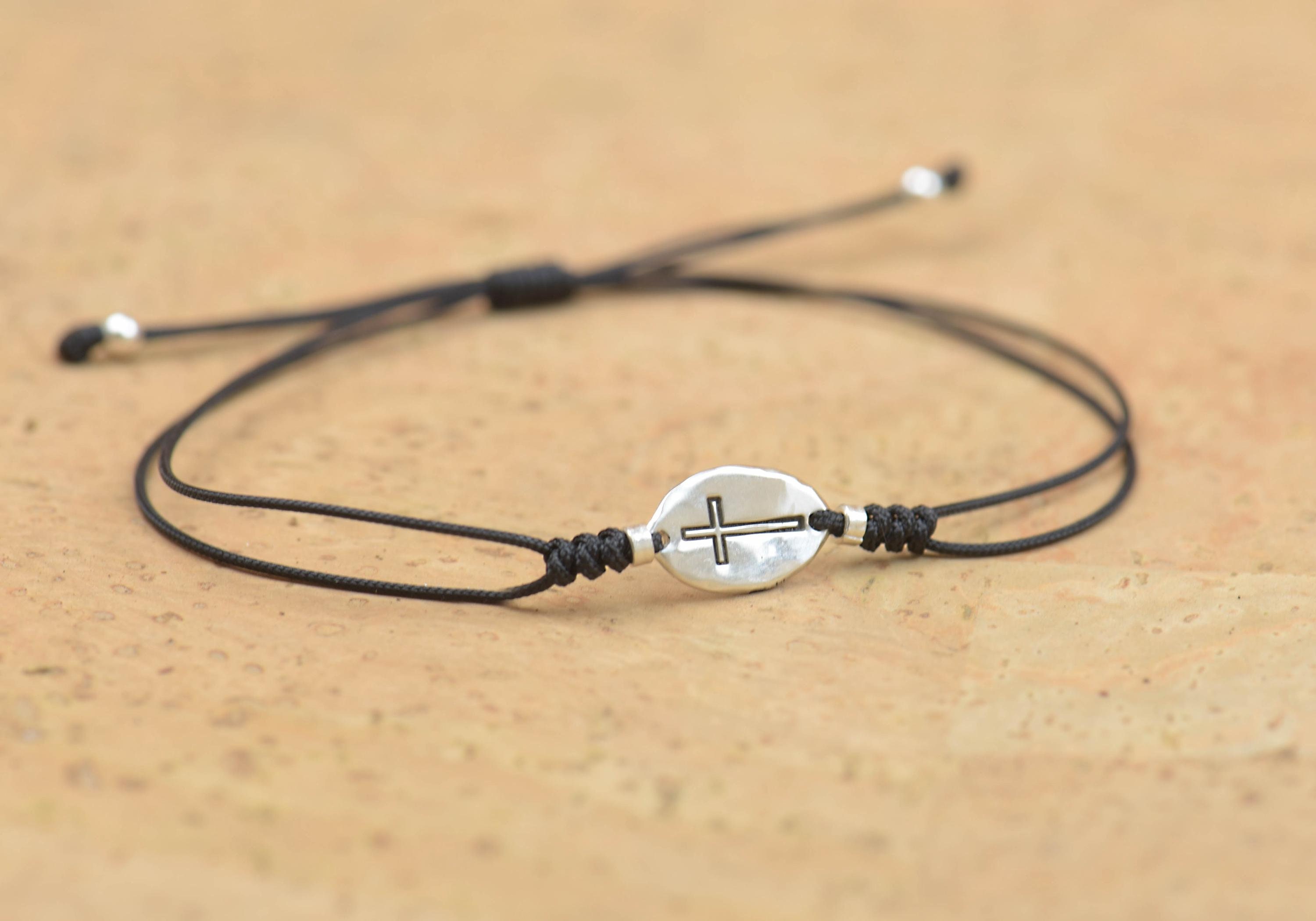 シルバー クロスチャーム ブレスレット スターリングシルバーのクロスチャームブレスレット。メンズギフト