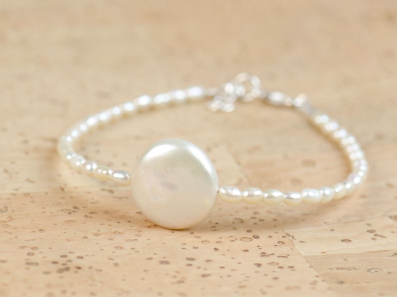 Tiny white pearls and Keishi pearl bracelet Rice shape
