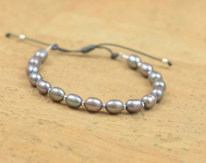 Sterling silver and grey pearls bracelet