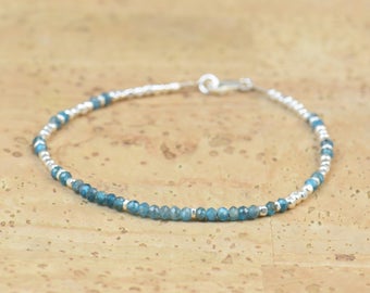 Apatite and sterling silver beads bracelet