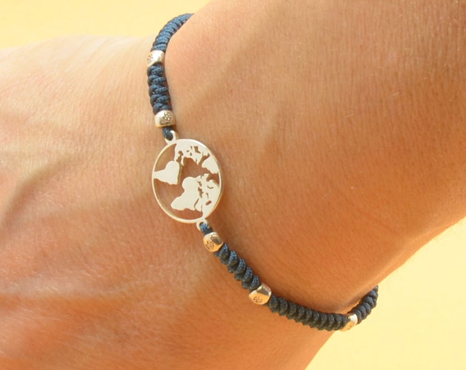 Sterling silver World charm bracelet.Mens or womens bracelet.Sterling silver bead